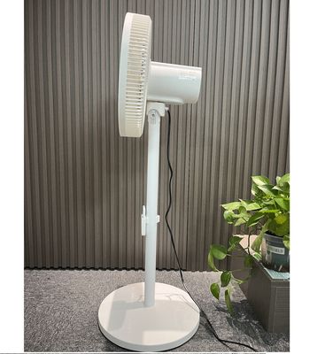Ventilateur de sol silencieux à vent fort avec télécommande et contrôle tactile