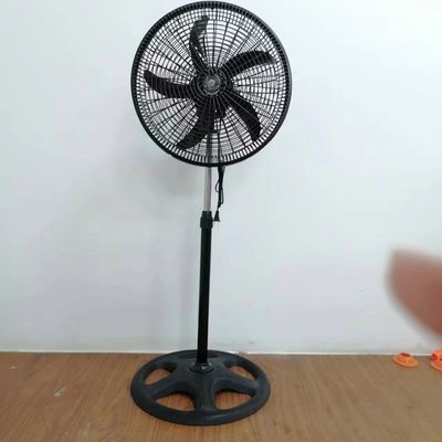 Impression à écran de soie 18 pouces ventilateur de circulation d'air de refroidissement en plastique pour le refroidissement de la pièce