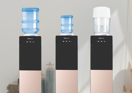 Installation de stand distributeur d'eau chaude froide chaude avec verrou de sécurité pour le bureau à domicile