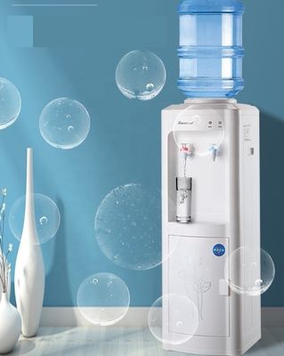 Distributeur vertical d'eau potable avec fonction de commande par application