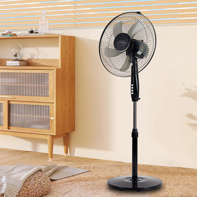 43*43*110CM ABS plastique ventilateur électrique vertical de 16 pouces pour le refroidissement et la ventilation de l'air