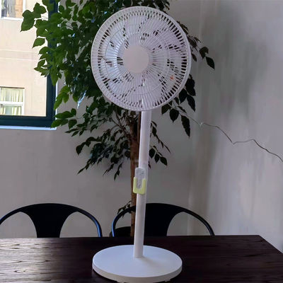 Ventilateur de refroidissement commercial à trois vitesses de vent Ventilateur piédestal Ventilateur STAND